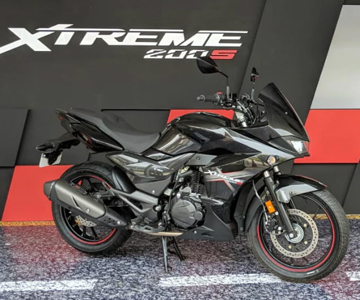 Hero Xtreme 200S motorcycle jpeg image2