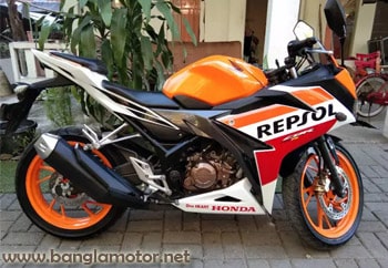 Honda CBR150R Repsol Image